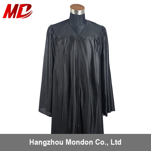 black gown 01.jpg