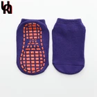 Uron Custom Anti-slip Trampoline Sock for Indoor Trampoline Park