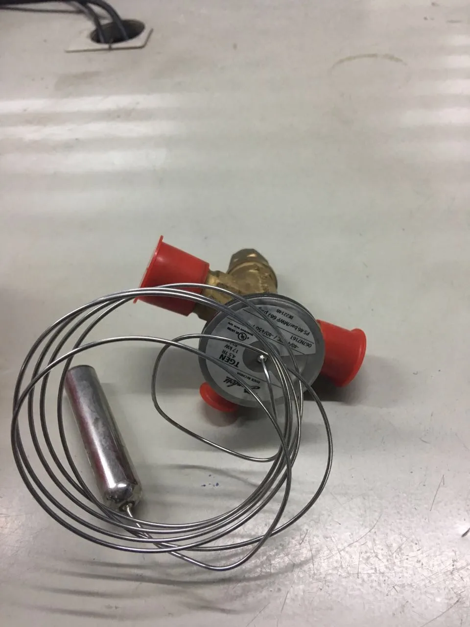 Thermal Expansion Valves For Refrigeration For R134a With Mop Function(rt) Buy Thermal