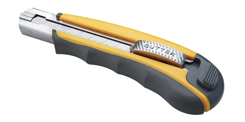 18mm snap-off knife2.jpg