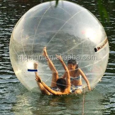 Water-Walking-Ball-ball-001-.jpg