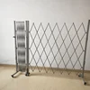 /product-detail/eco-friendly-iron-mesh-temporary-parking-expandable-sliding-gates-removable-portable-fence-62034987120.html
