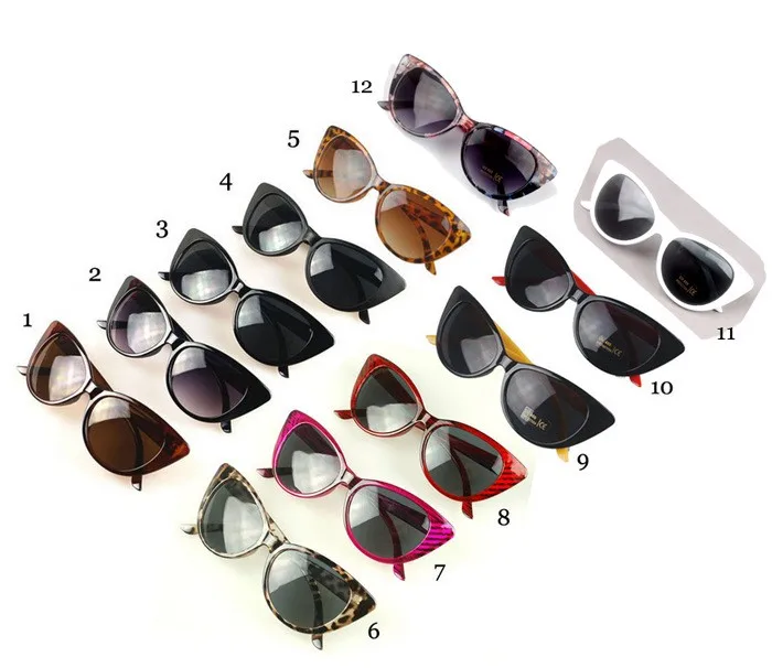 Women's Vintage Cat Eye Designer Sunglass Outdoor Travel Retro Sunglasses UV400 Shades Sun Glasses for Women
Women's Vintage Cat Eye Designer Sunglass Outdoor Travel Retro Sunglasses UV400 Shades Sun Glasses for Women