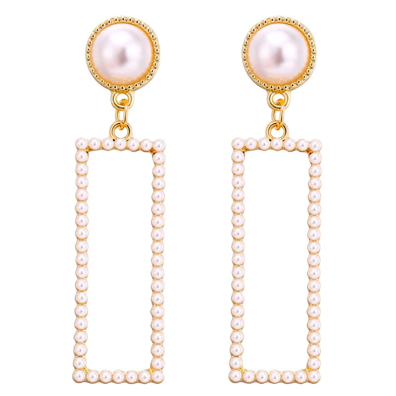 Fashion Geometric Hollow Rectangular Pearl Drop Earrings Creative Simple Metal Ladies Dangle Earrings (KER403), Same as the picture
Fashion Geometric Hollow Rectangular Pearl Drop Earrings Creative Simple Metal Ladies Dangle Earrings (KER403), Same as the picture