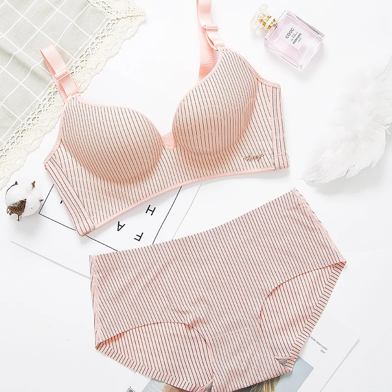Hotest romantic ladies underwear sexy bra and panty set new design, Black,beige,light purple,pink,grey
Hotest romantic ladies underwear sexy bra and panty set new design, Black,beige,light purple,pink,grey
