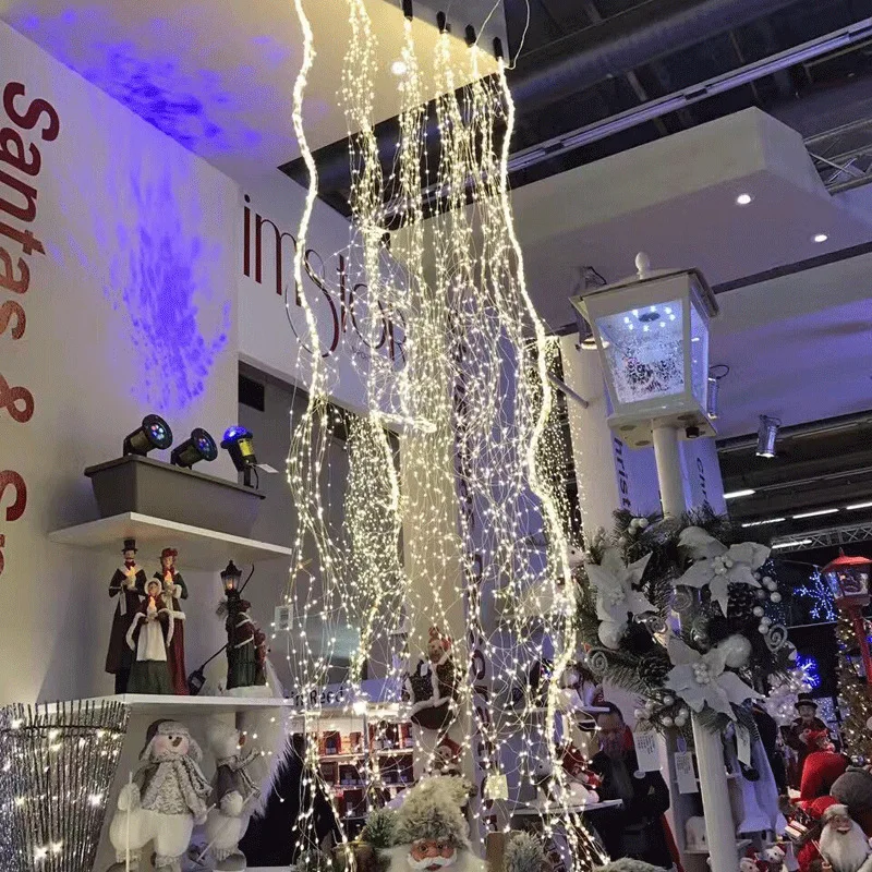 4664193510_897662015