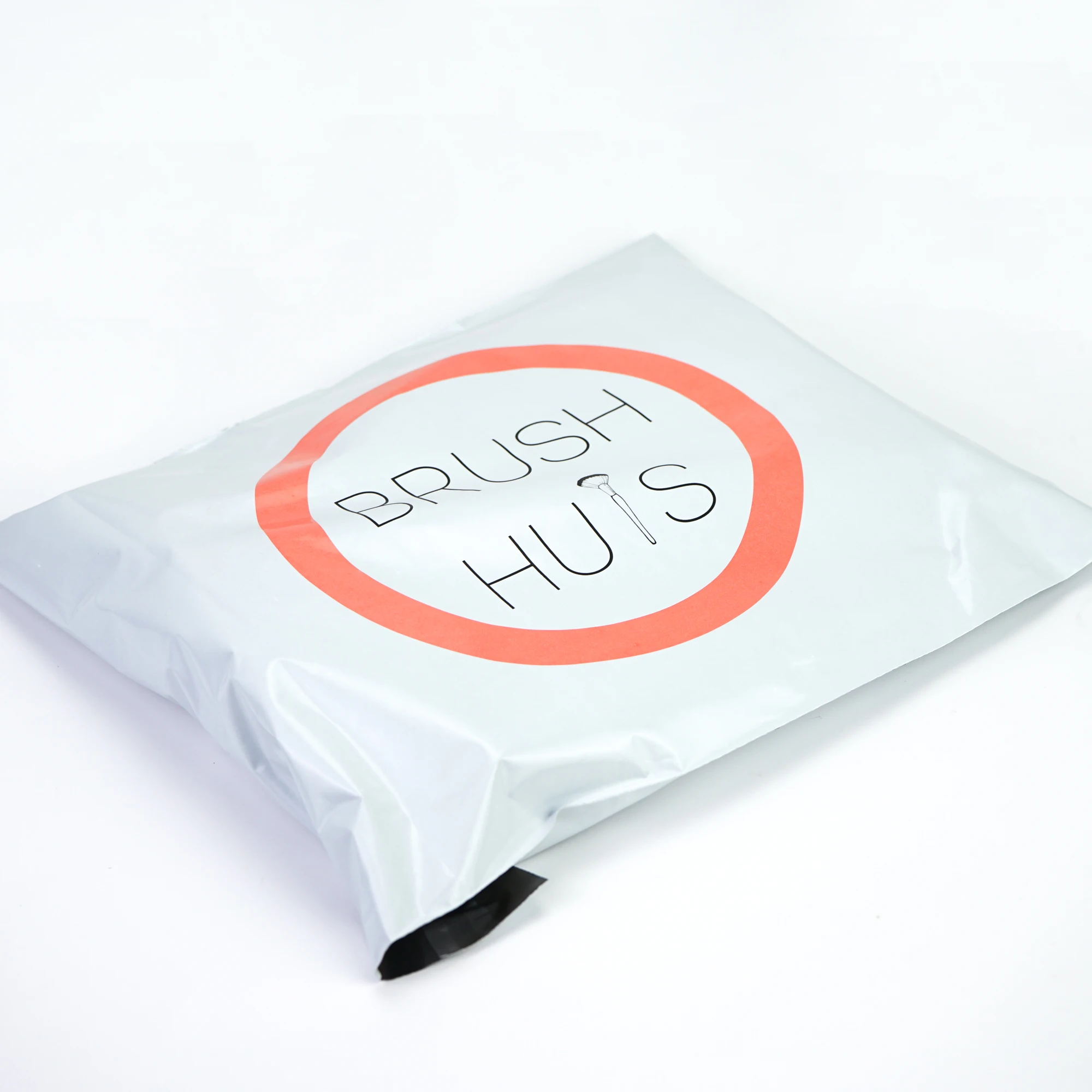 Manufacturer custom Wholesale Plastic Shipping Packaging Logo Printed Black/white/pink/purple 10*13cm Poly Mailer
Manufacturer custom Wholesale Plastic Shipping Packaging Logo Printed Black/white/pink/purple 10*13cm Poly Mailer
