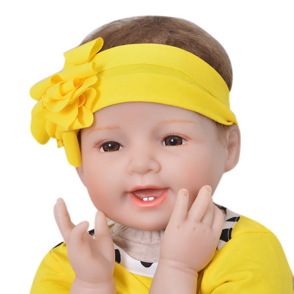 New-Realistic-Baby-Dolls-Soft-Silicone-Vinyl-22-inch-Reborn-Babies-55-cm-Dolls-Realistic-Smiling (4)