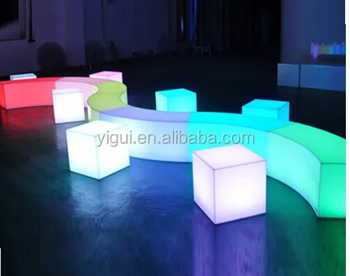 カラフルなバーチェア用キューブの変化が率いる/ledパーティーチェアretangular/led3dキューブの家具仕入れ・メーカー・工場