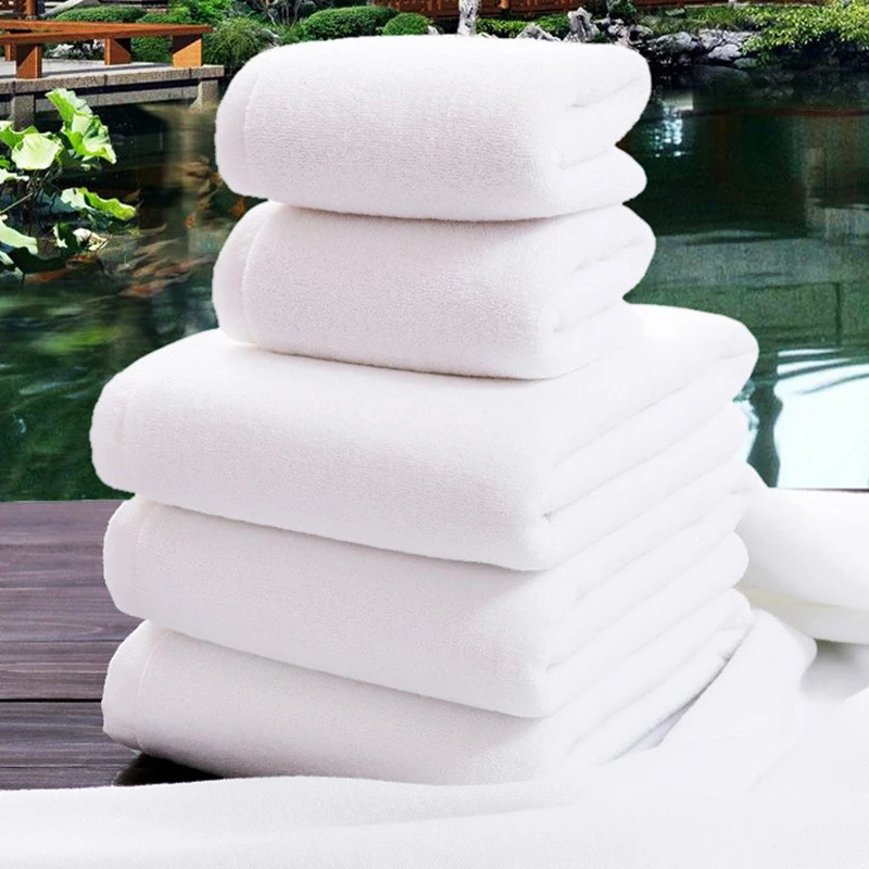 white bath towel.jpg