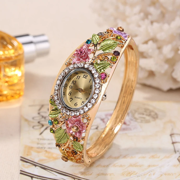Fashion Gold Bracelet Watch Women Flower Rhinestone Classic Wristwatch Dress Quartz Watch (KKWT82077), As the picture
Fashion Gold Bracelet Watch Women Flower Rhinestone Classic Wristwatch Dress Quartz Watch (KKWT82077), As the picture