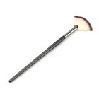 Hot Selling Your Own Brand Makeup Brush Blush Fan Shaped Small Blush Face Powder Brush