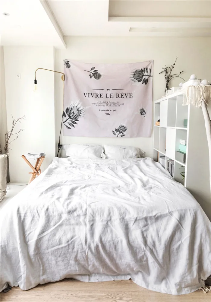 4692383046_484475664