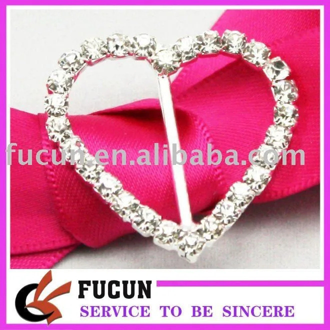 heart-shape-buckles.jpg