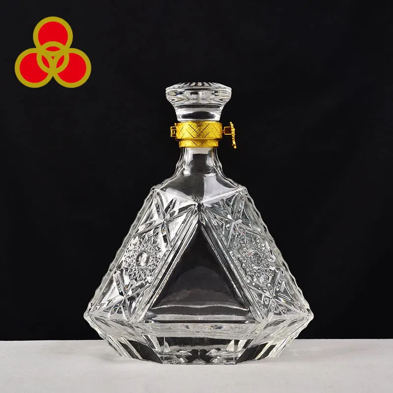 De cristal de lujo de 750 ml whisky botella de vidrio con tapa de vidrio