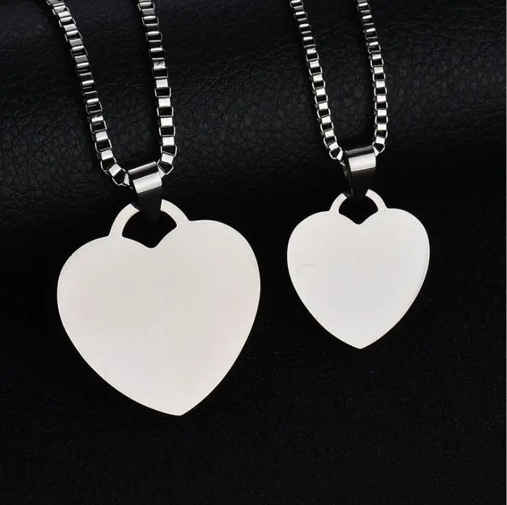 customized logo laser engraved heart shape stainless steel dogtag
customized logo laser engraved heart shape stainless steel dogtag