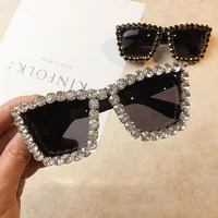 Custom Trendy Luxury Party Rhinestone Sun Glasses Diamond Sunglasses Frame for Women 2019
Custom Trendy Luxury Party Rhinestone Sun Glasses Diamond Sunglasses Frame for Women 2019