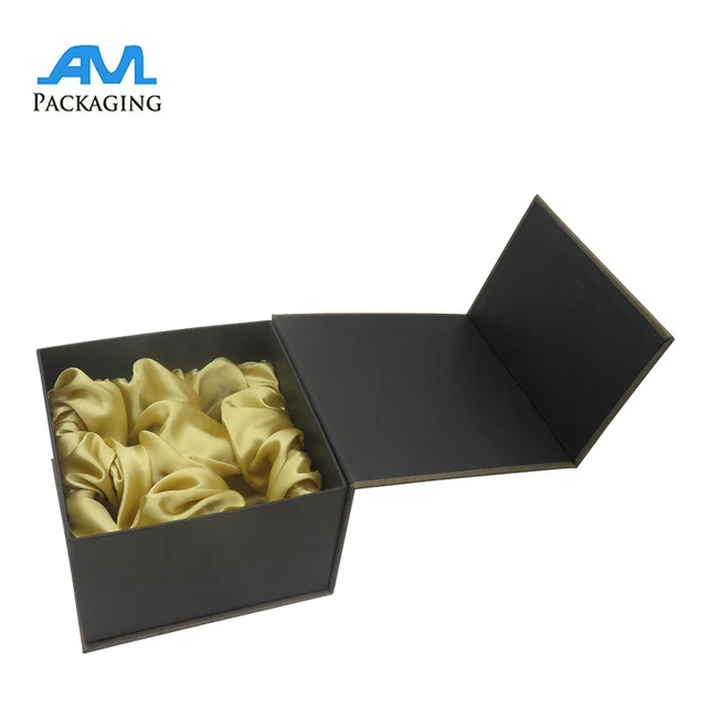 delicate golden rigid set up cosmetic tea gift packaging bo