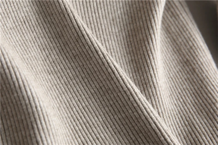 4323973163_2000613867