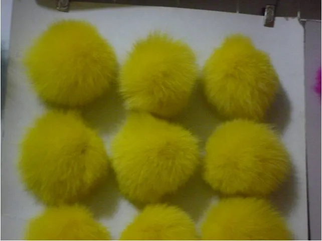 100％リアル可愛いウサギの毛皮の衣服のためのボールpompoms仕入れ・メーカー・工場