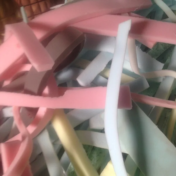 Polyurethane foam recycled granule