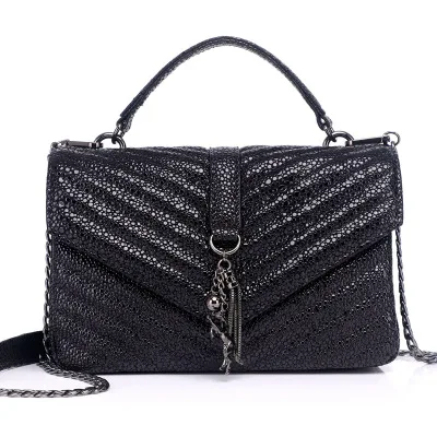 

2019 European new trendy chain shoulder bag caviar top layer cowhide bag diagonal high-grade leather handbags, Black