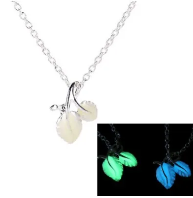 new design glow necklaces leaf necklace glowing jewelry choker necklace glow in the dark pendants, Green,blue
new design glow necklaces leaf necklace glowing jewelry choker necklace glow in the dark pendants, Green,blue