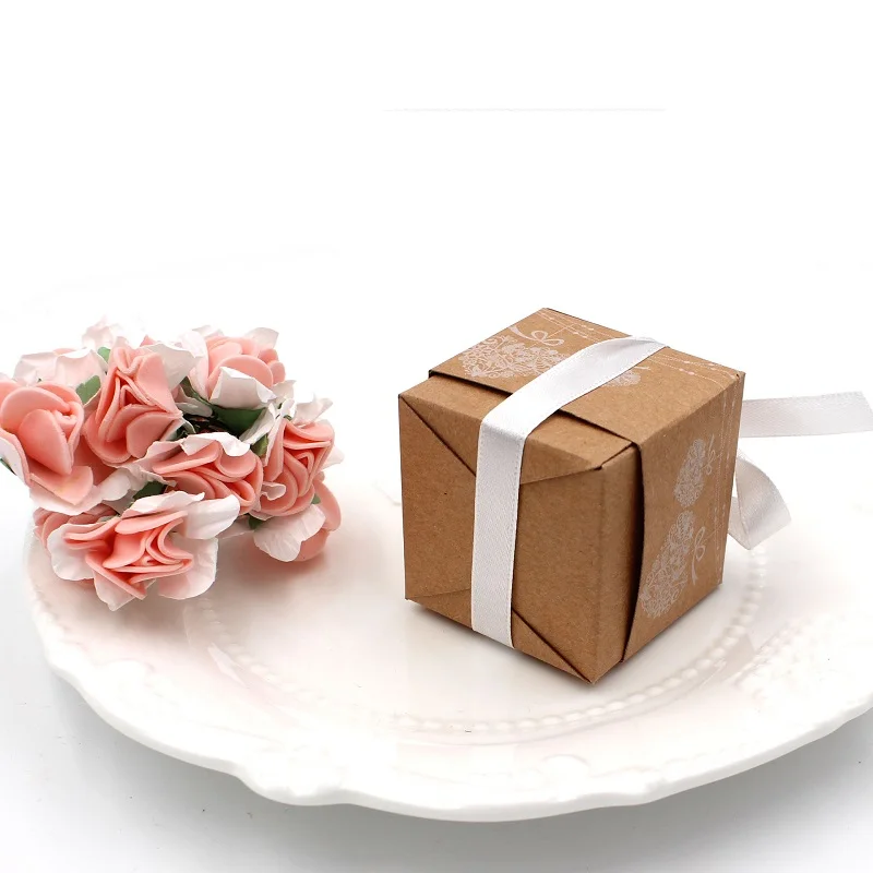 Newest Kraft Paper Box For Wedding Favors Birthday Party Baby Shower Candy Cookies Christmas Party Gift Box Paper Jewelry Boxes 5x5x5cm (2)