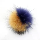 Myfur Newest Fashion Raccoon Fur Pompoms Wholesale Top Ball On Winter Hat Wholesale Genuine Raccoon