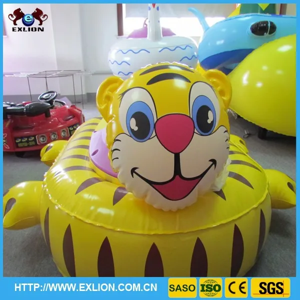Water Playing Game Inflatable Electric Motor Bumper Boat for Kids