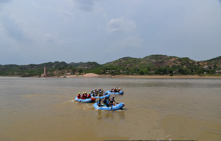 China durable whitewater river rafting boat price