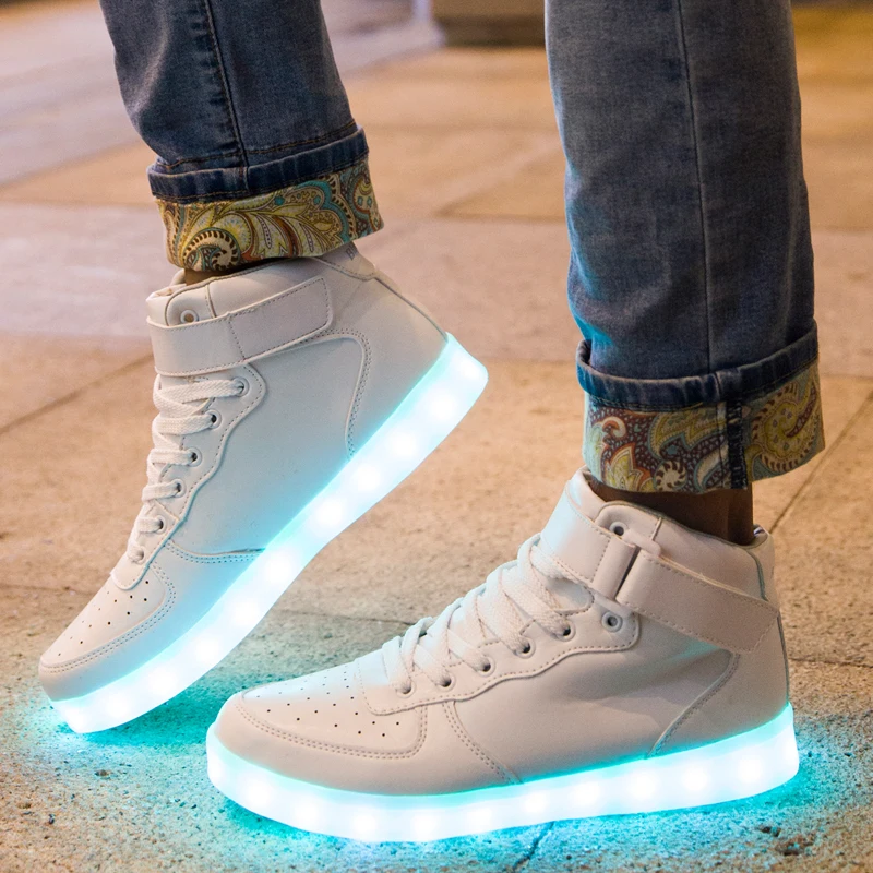 Factory Wholesale Customized Rechargeable Fashion High Tops Luminous Sneakers Adults Light Up LED Shoes for Men, White black
Factory Wholesale Customized Rechargeable Fashion High Tops Luminous Sneakers Adults Light Up LED Shoes for Men, White black