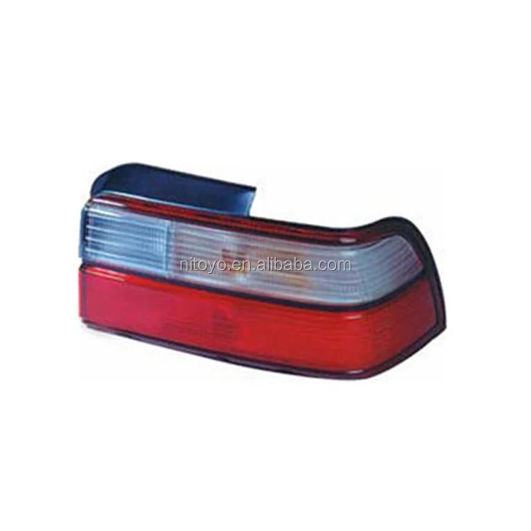 Nitoyo Body Parts Oem R A L A Car Rear Tail Lamp