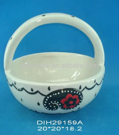 Porcelain Easter basket with handle