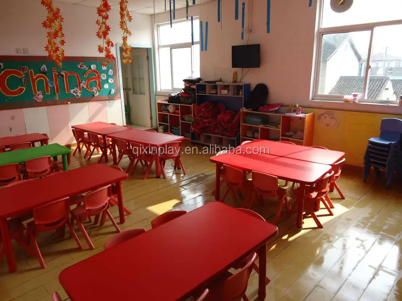 2018 New Design Moon Table Childcare Center Kindergarten