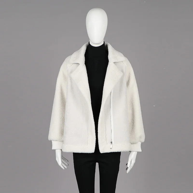 OEM Factory Directly Selling High Quality Wild Style Fashionable Women Lambskin White Winter Coat
OEM Factory Directly Selling High Quality Wild Style Fashionable Women Lambskin White Winter Coat