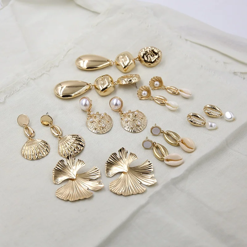 Trendy Women Alloy Shell Pearl Earrings Dangle Drop earring For Summer Holiday, Gold color
Trendy Women Alloy Shell Pearl Earrings Dangle Drop earring For Summer Holiday, Gold color