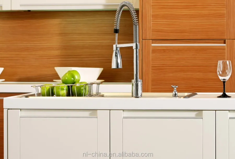 Contemporáneo cocina armarios de madera sin marco moderno puertas ...