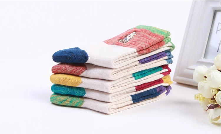 Women's socks high quality Retro patchwork embroidery brand cotton meias Peter Rabbit women breathable socks women 5 pairs/lot