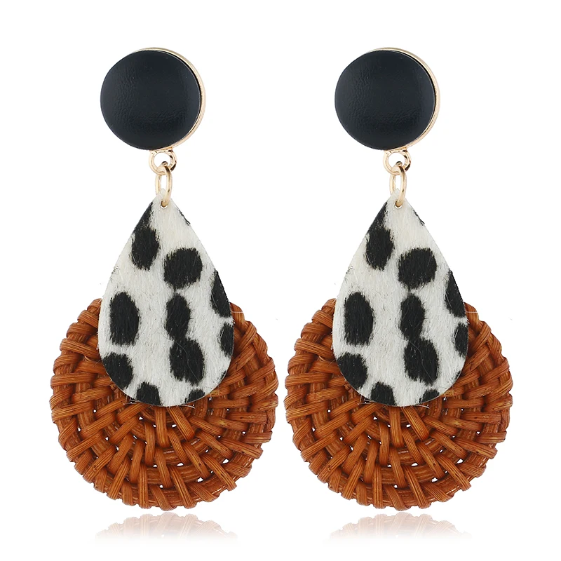Fashion New Design Velvet Button Studs Earrings Leopard Print Leather Drop Pendant Earrings For Women, Brown/blue/green
Fashion New Design Velvet Button Studs Earrings Leopard Print Leather Drop Pendant Earrings For Women, Brown/blue/green