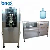 /product-detail/semi-automatic-5-gallons-barrel-small-reverse-osmosis-ro-plant-water-filling-machine-60779352122.html