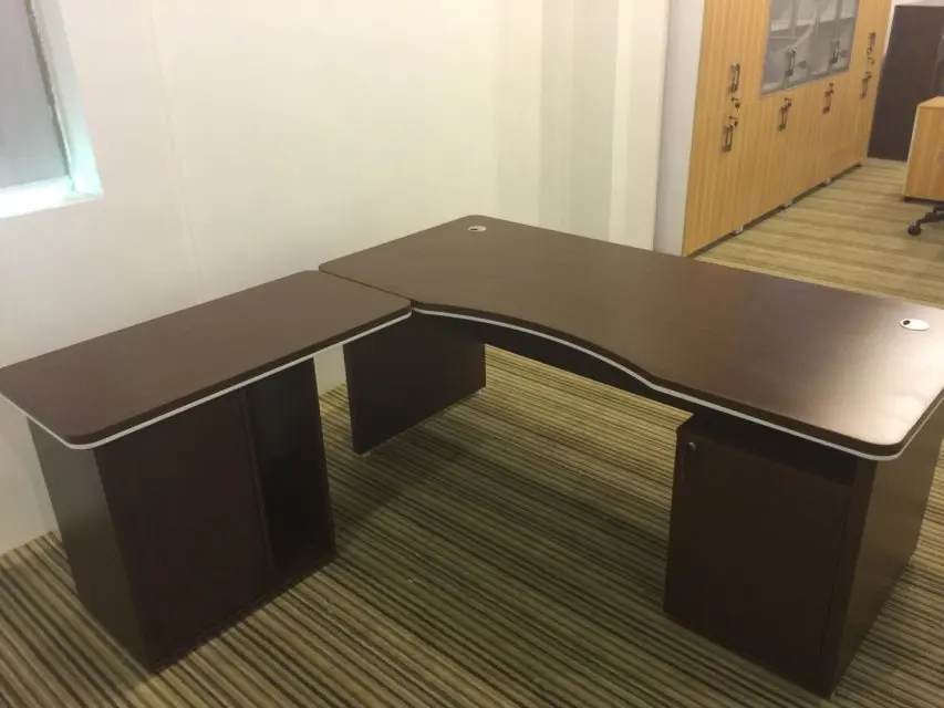 最低価格木製現代オフィス テーブル写真仕入れ・メーカー・工場
