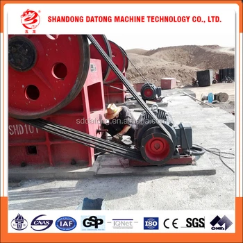 Hot 2017 New small mini jaw crusher mobile for sale