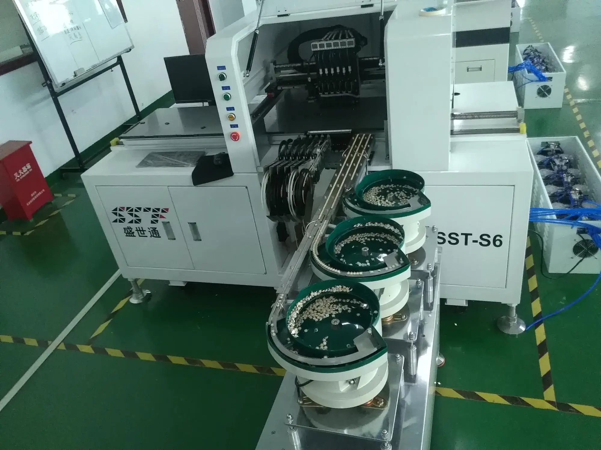 High speed pick and place machine 6 heads 25000CPH of bulb light electronic feeder 0