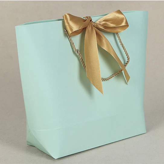 and customised printing gift bag with twisted handle material