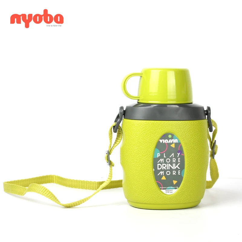 2019 Wholesale hot sell BPA free leak-proof large plastic portable Gym Cartoon with rope outdoor kid child sport water bottle, Blue,purple,green
2019 Wholesale hot sell BPA free leak-proof large plastic portable Gym Cartoon with rope outdoor kid child sport water bottle, Blue,purple,green