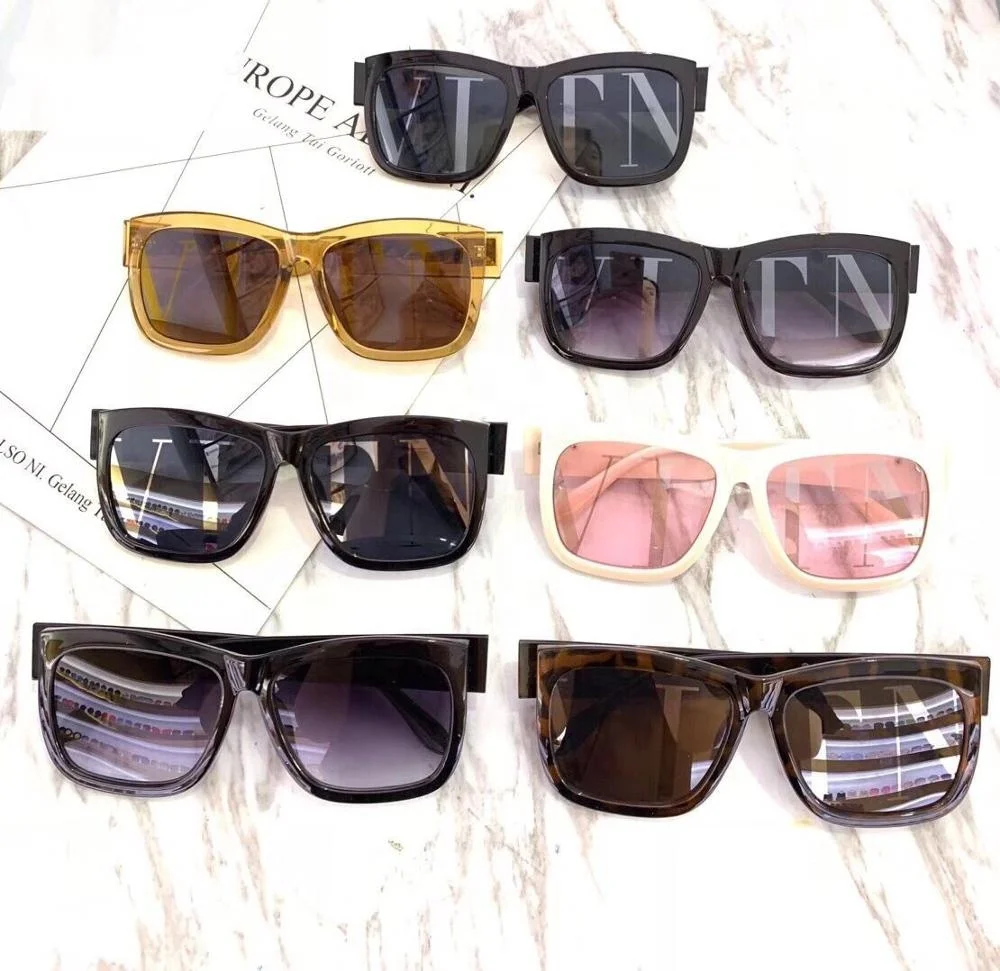 2019 Fashion Sunglasses Brand Woman Vintage Retro Glasses Oculos Sunglasses Sexy, Pantone color
2019 Fashion Sunglasses Brand Woman Vintage Retro Glasses Oculos Sunglasses Sexy, Pantone color