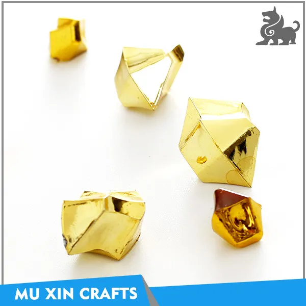 小さな安いプラスチックきらめくゴールドカラー宝石個用装飾仕入れ・メーカー・工場