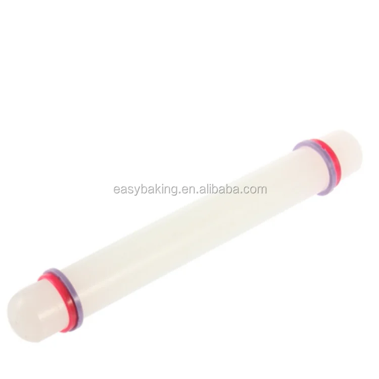 Plstic rolling pin.png