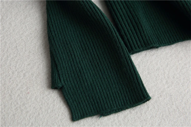 4430235986_1261407542